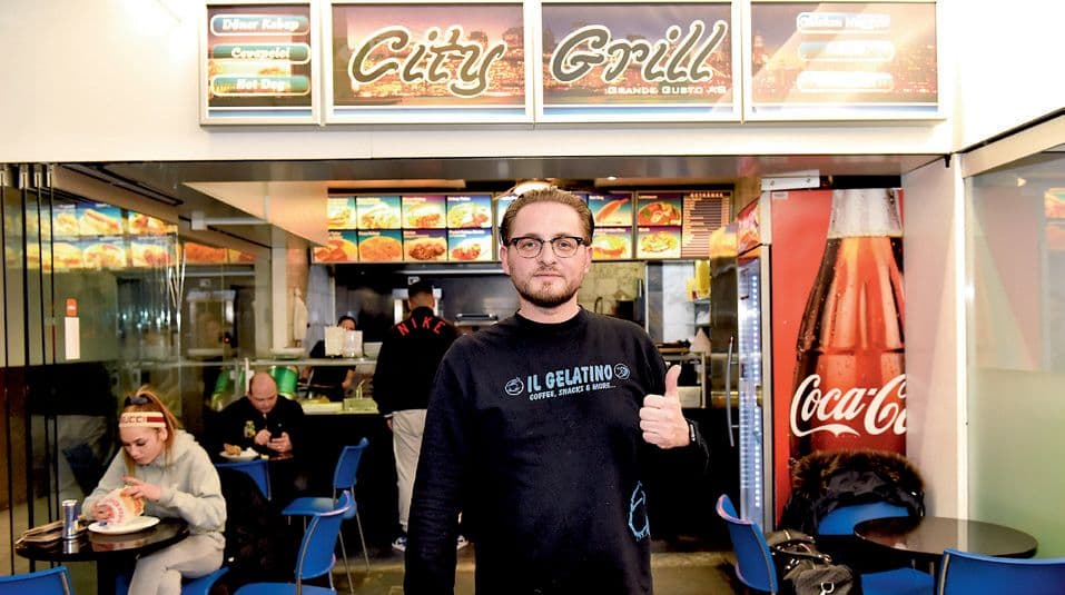 Amir Sinani in seinem Restaurant City Grill in Winterthur